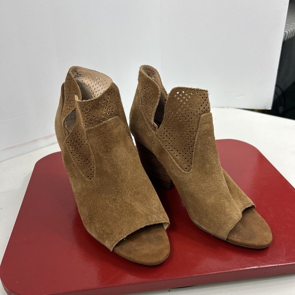 STEVEN By STEVE MADDEN Brown Suede Block Heel Ankle Bootie Size‎ 8M - Picture 1 of 8